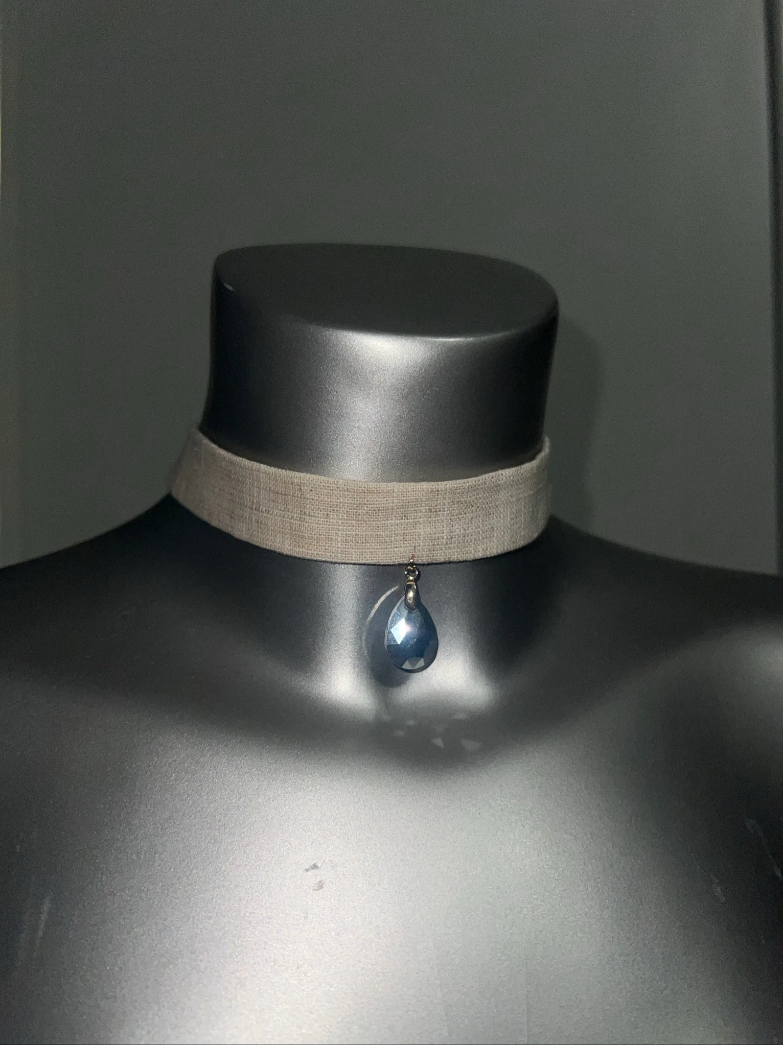 Choker lin avec pendant